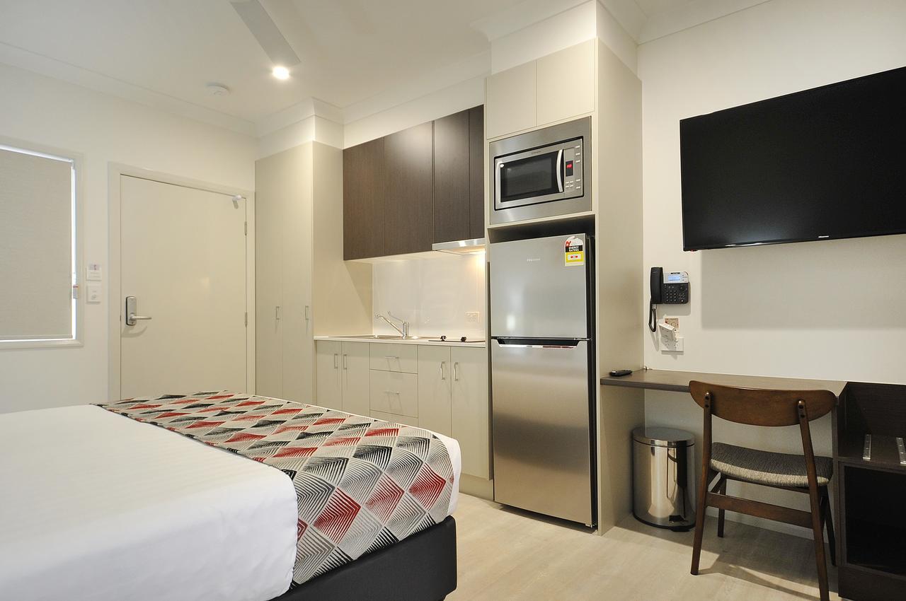 טוומבה Northpoint Motel Apartments מראה חיצוני תמונה